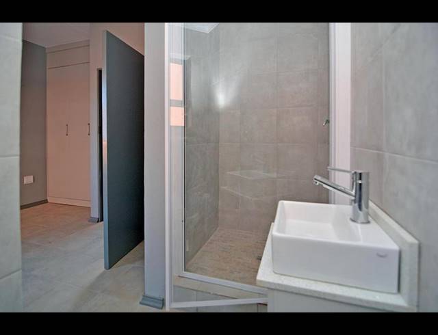 3 BEDROOM APARTMENT FOR SALE IN WITPOORTJIE